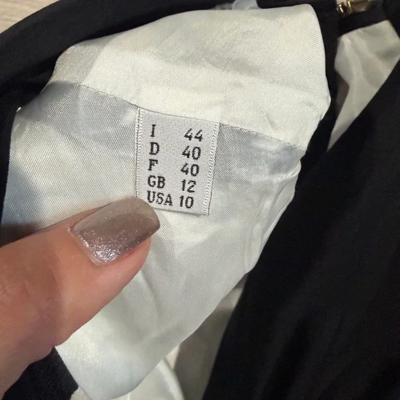 Moschino Silk Black and White Floral Sleeveless‎ Dress - Picture 5 of 6